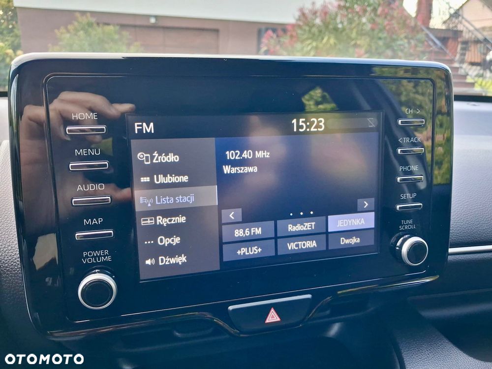 Toyota Yaris 1.5 VVT-i Comfort - 24