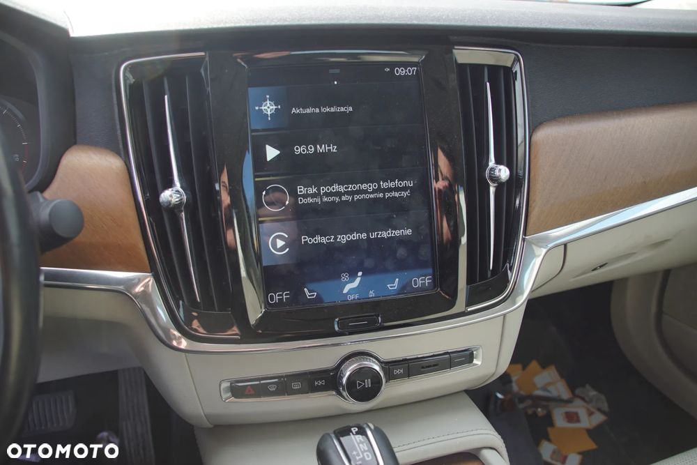 Auto na części - Volvo S90 II 2.0 D5 D4204T23 TG-81SC 717 2018R Silnik Skrzynia Drzwi Błotnik Klapa Zderzak Lusterko Klamka Szyba Lampa Deska Kokpit Sterownik Moduł Czujnik Licznik Wyświetlacz Panel Kierownica - 13