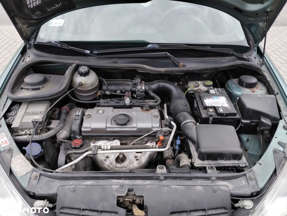 Peugeot 206 - 8