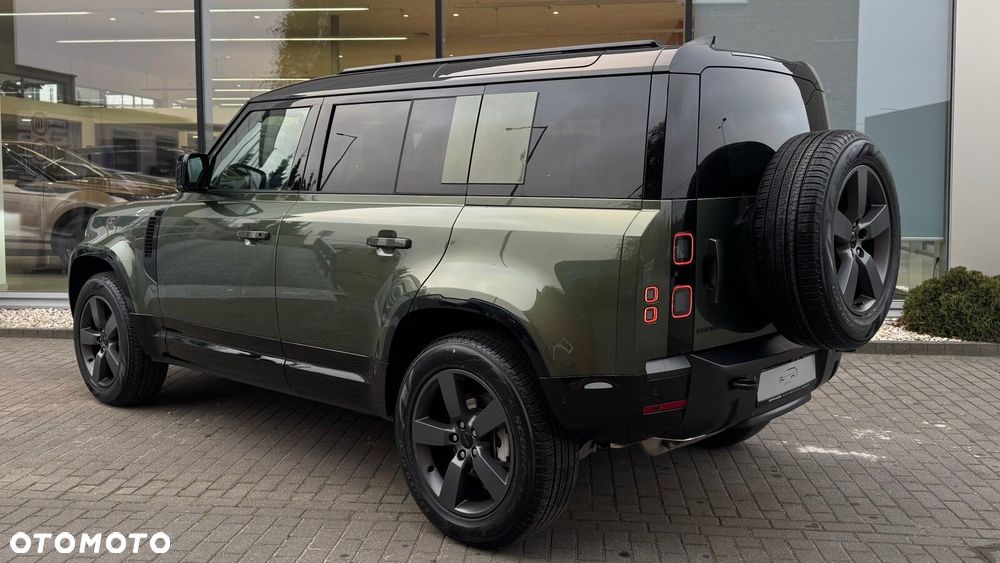 Land Rover Defender - 3