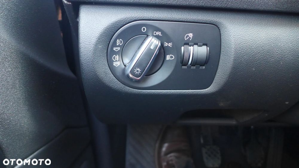 Audi A3 3-drzwiowe 2.0 TDI DPF Quattro Ambition - 17