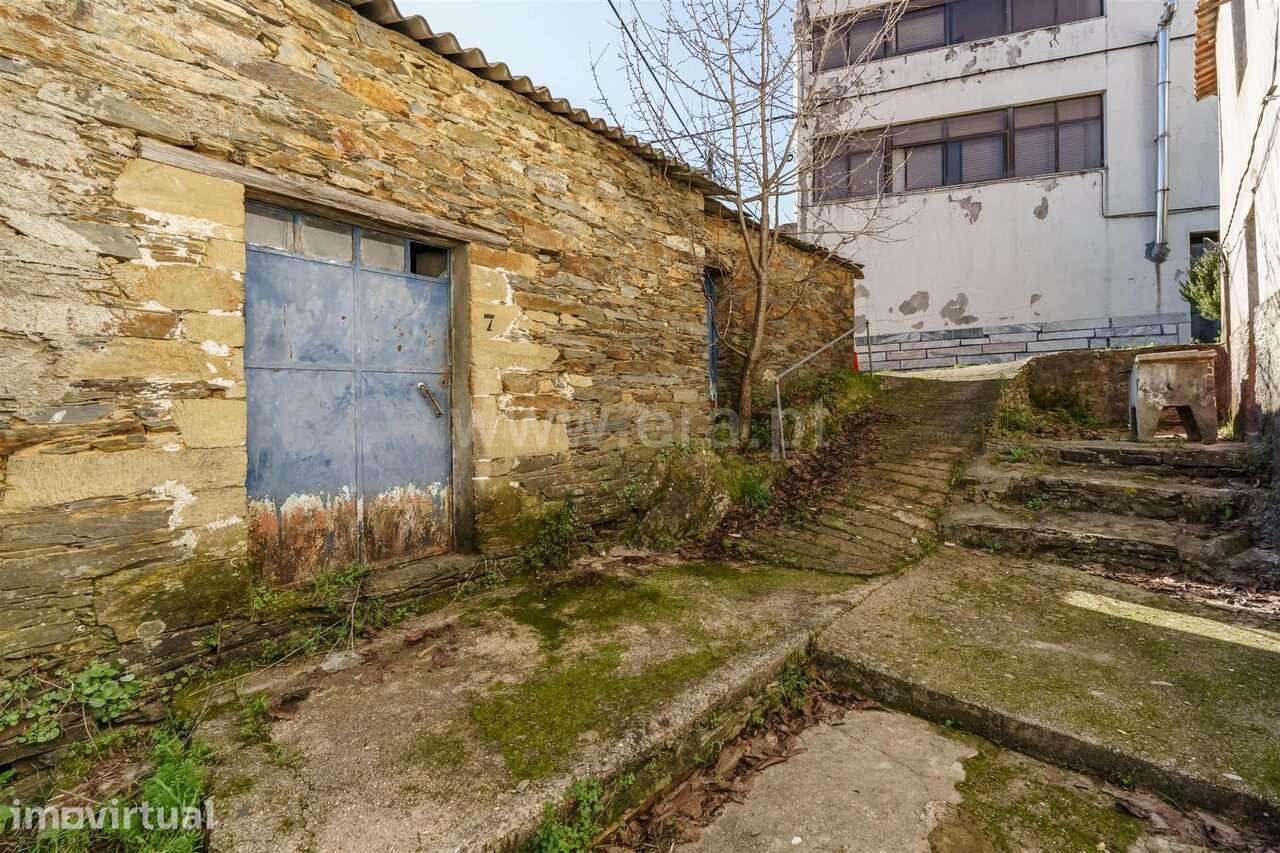 Moradia Rústica T3 / Covilhã, Sobral de São Miguel - Grande imagem: 4/20