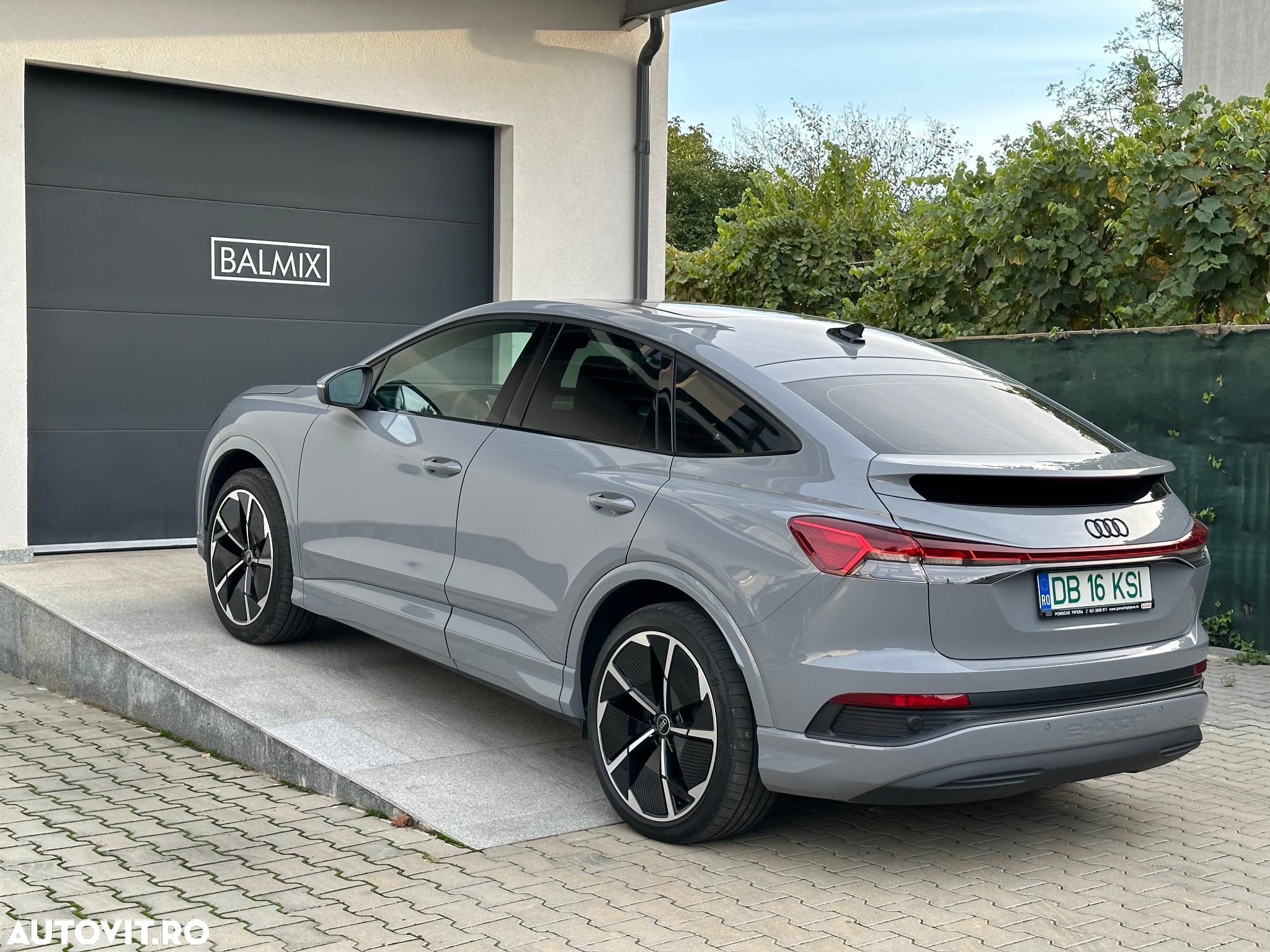 Audi Q4 e-tron 40 - 12