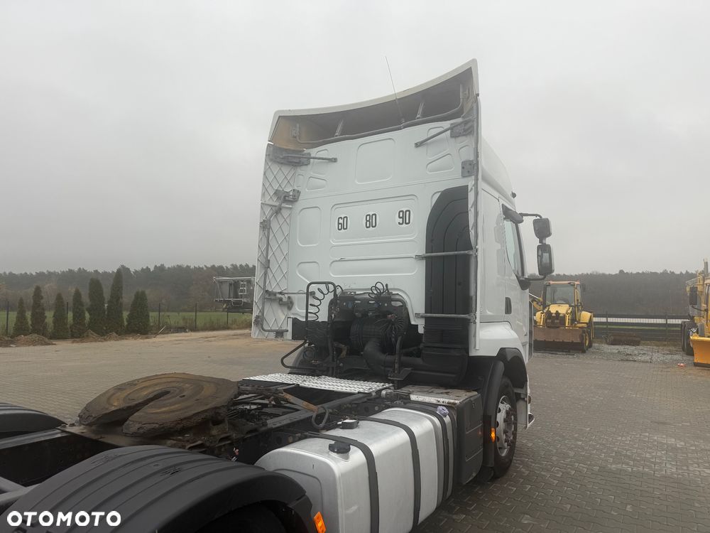 Renault Premium 460 - 7