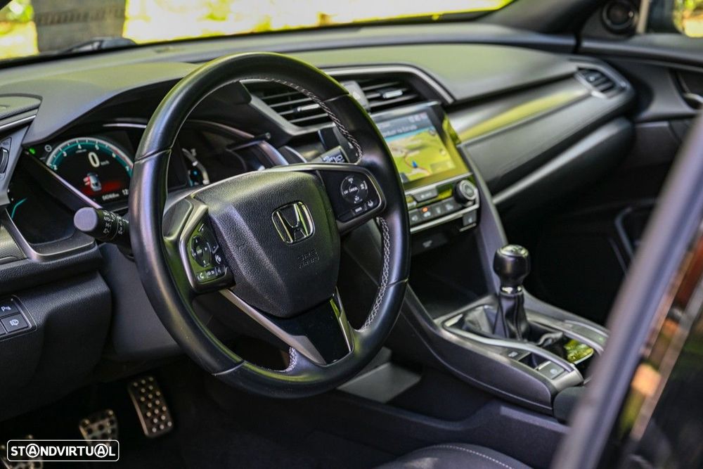 Honda Civic 1.0 i-VTEC Executive - 34