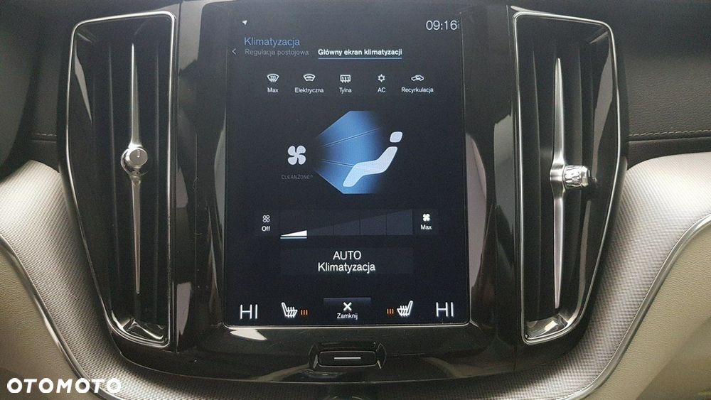 Volvo XC 60 - 24