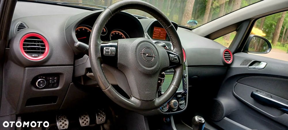 Opel Corsa 1.4 16V 150 Jahre - 15