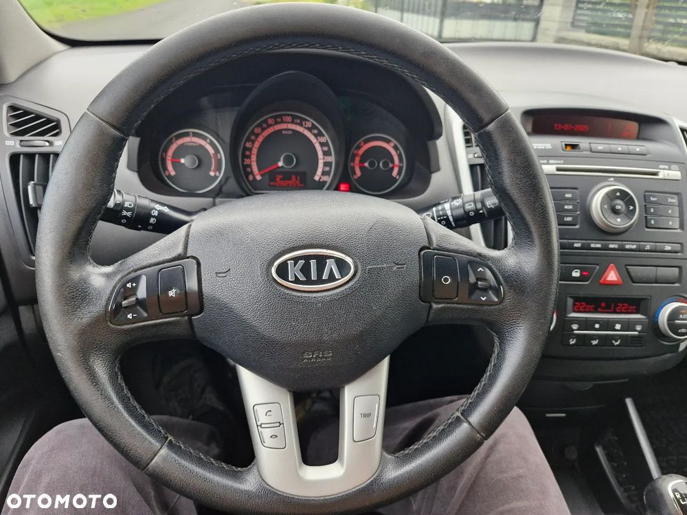Kia Ceed - 15