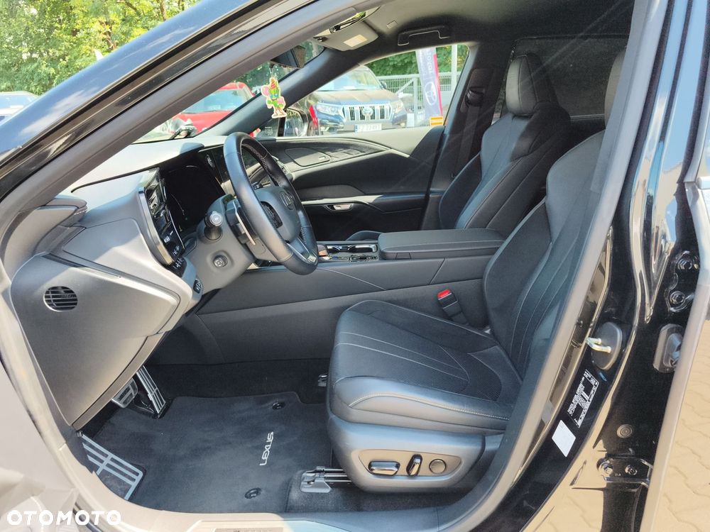 Lexus RX - 16