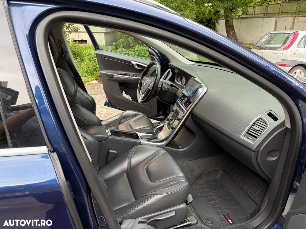 Volvo XC 60 D4AWD Kinetic - 22