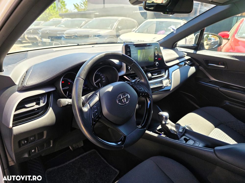 Toyota C-HR Business-Edition - 24
