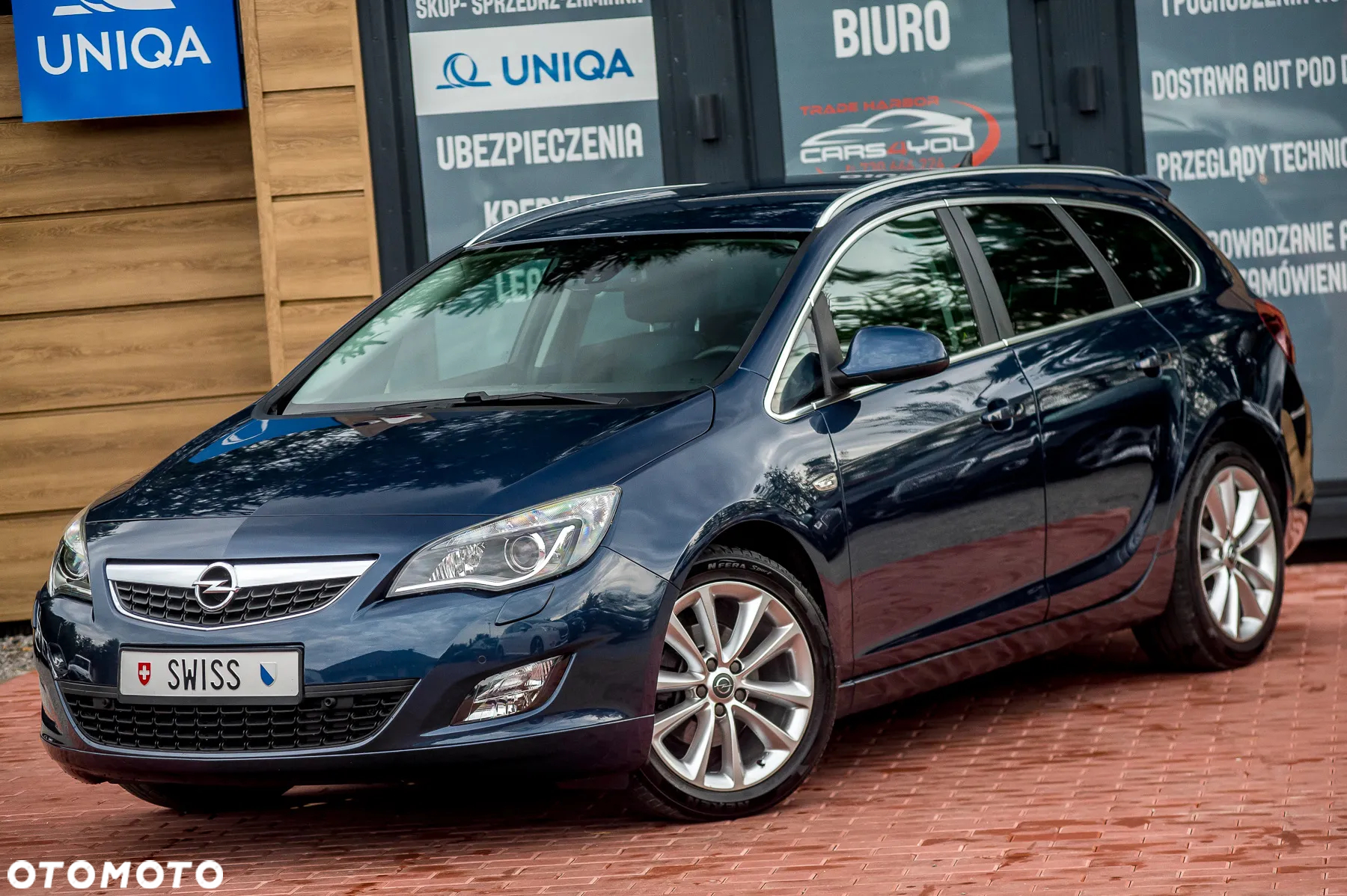 Opel Astra 1.6 Turbo Cosmo - 6
