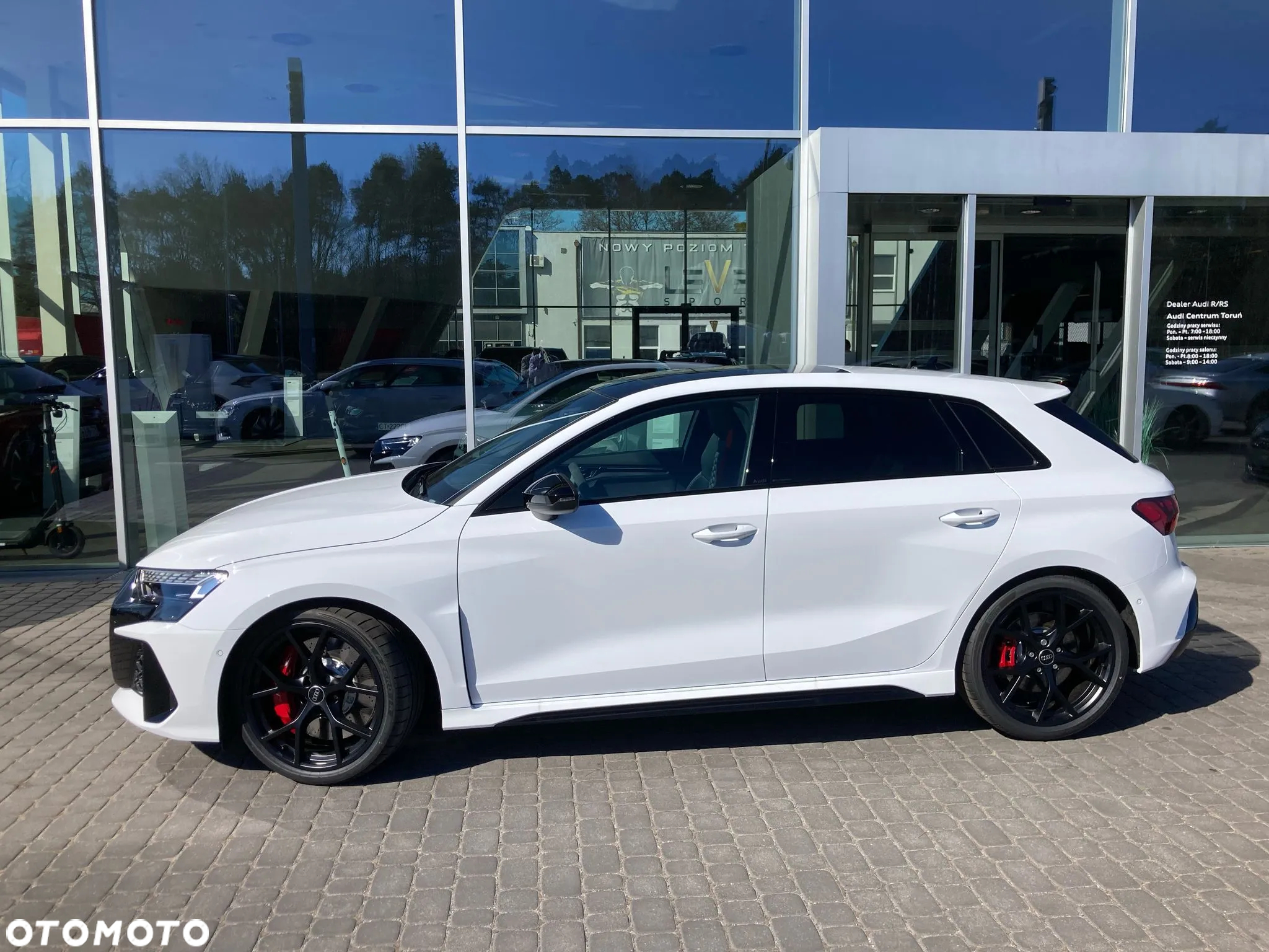 Audi RS3 Sportback TFSI Quattro S tronic - 4
