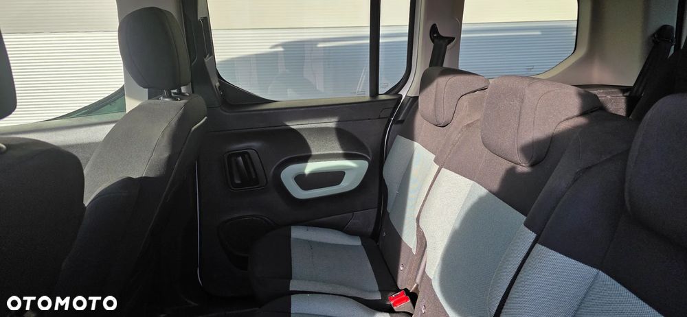Citroën Berlingo XL BlueHDi 100 START - 10
