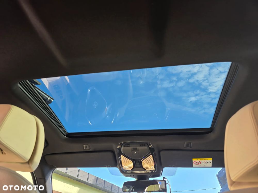 BMW Seria 5 520d xDrive - 11