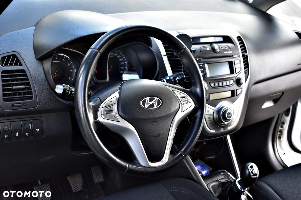 Hyundai ix20 1.4 Comfort blue - 19