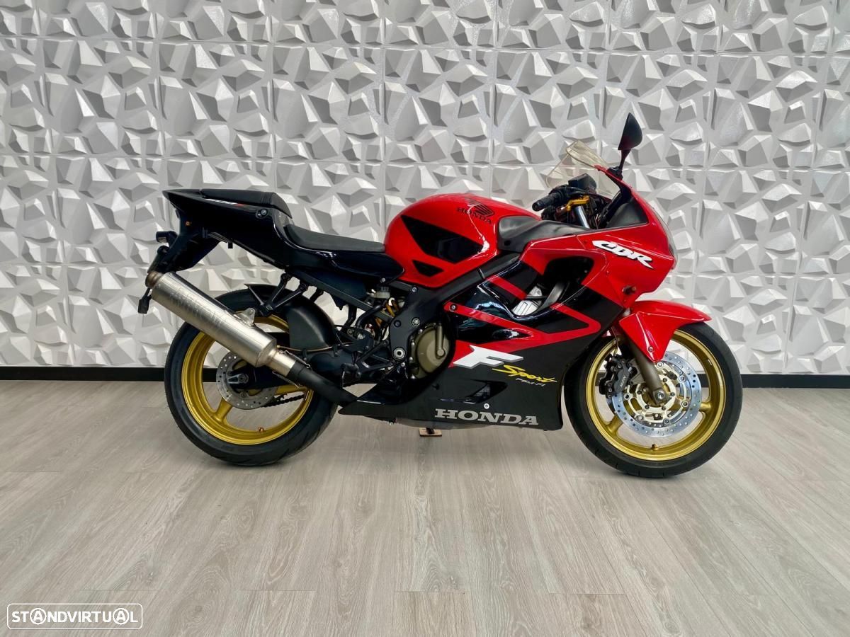 Honda CBR 600 F Sport (F4i) - 1