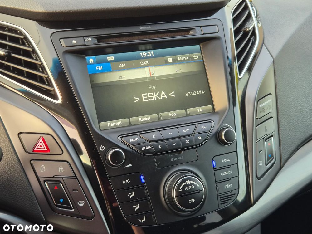 Hyundai i40 Kombi blue 1.7 CRDi Trend - 12