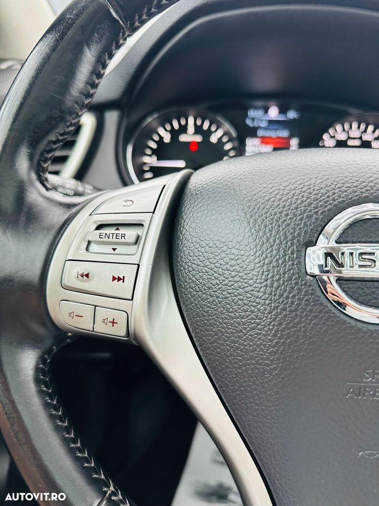 Nissan Qashqai 1.5 DCI TEKNA+ - 31