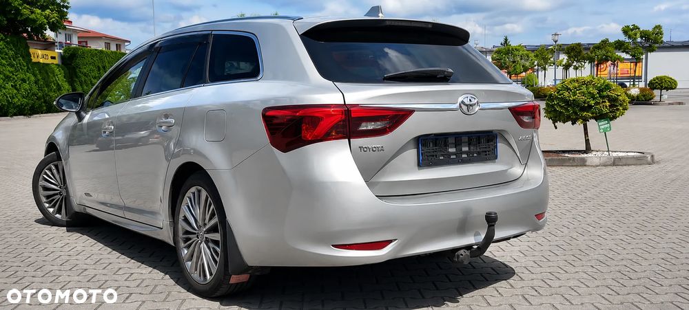 Toyota Avensis 1.8 Business Edition - 3