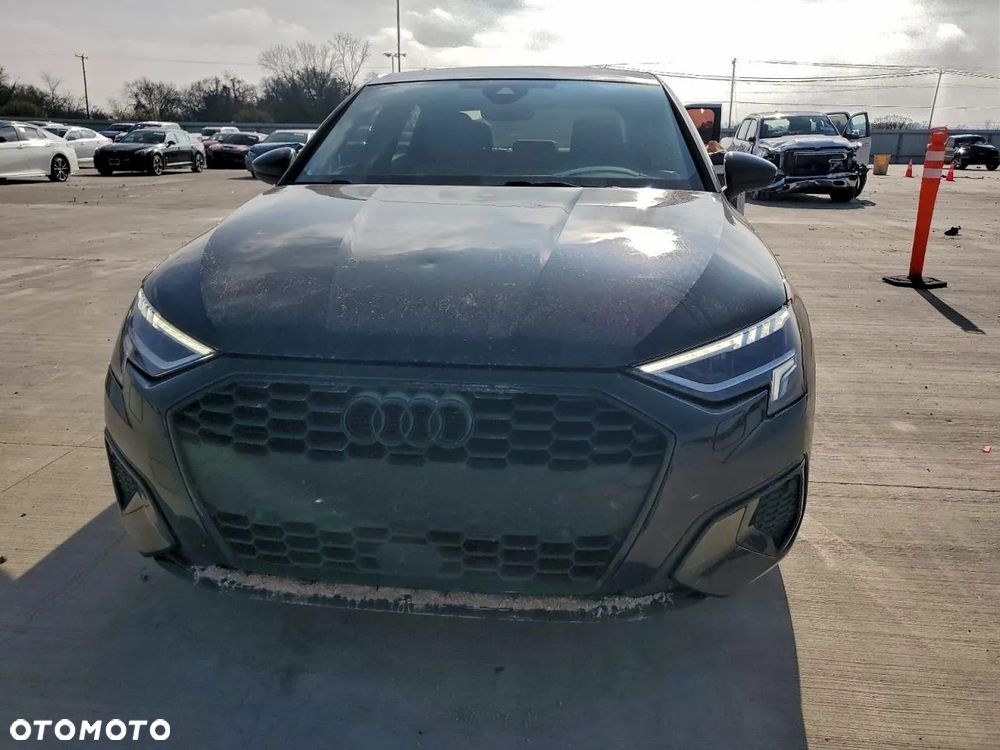 Audi A3 Limousine 40 TFSI quattro S tronic advanced - 5