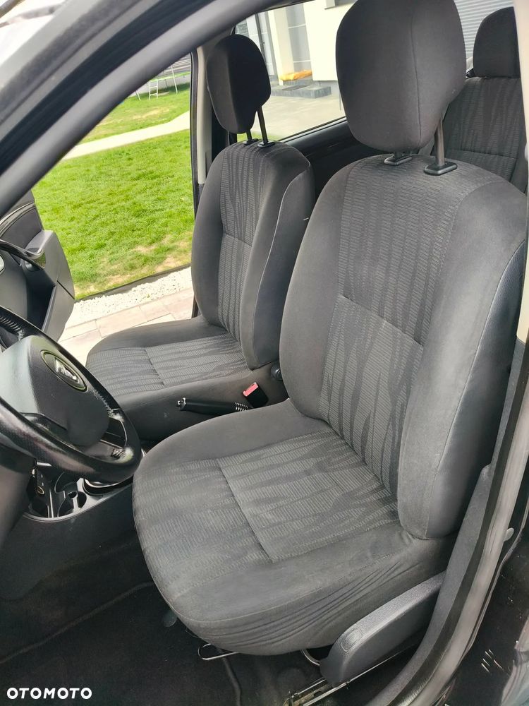 Dacia Duster 1.6 - 16