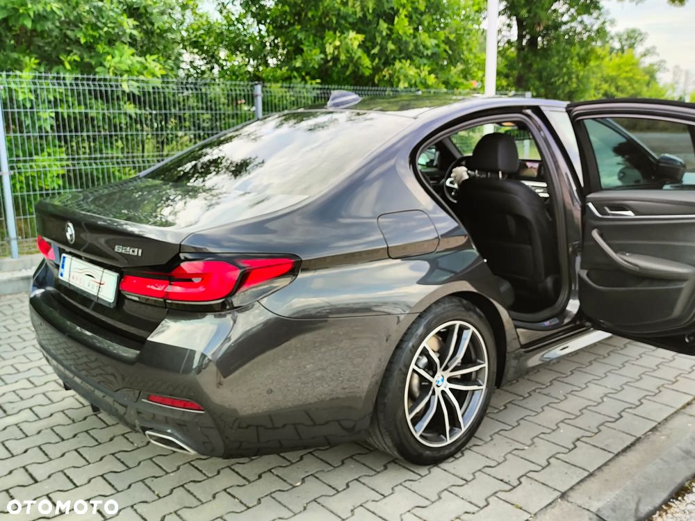 BMW Seria 5 520i mHEV M Sport sport - 8