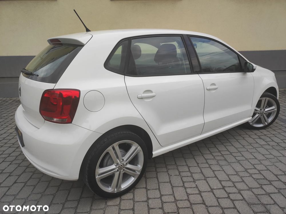 Volkswagen Polo - 32