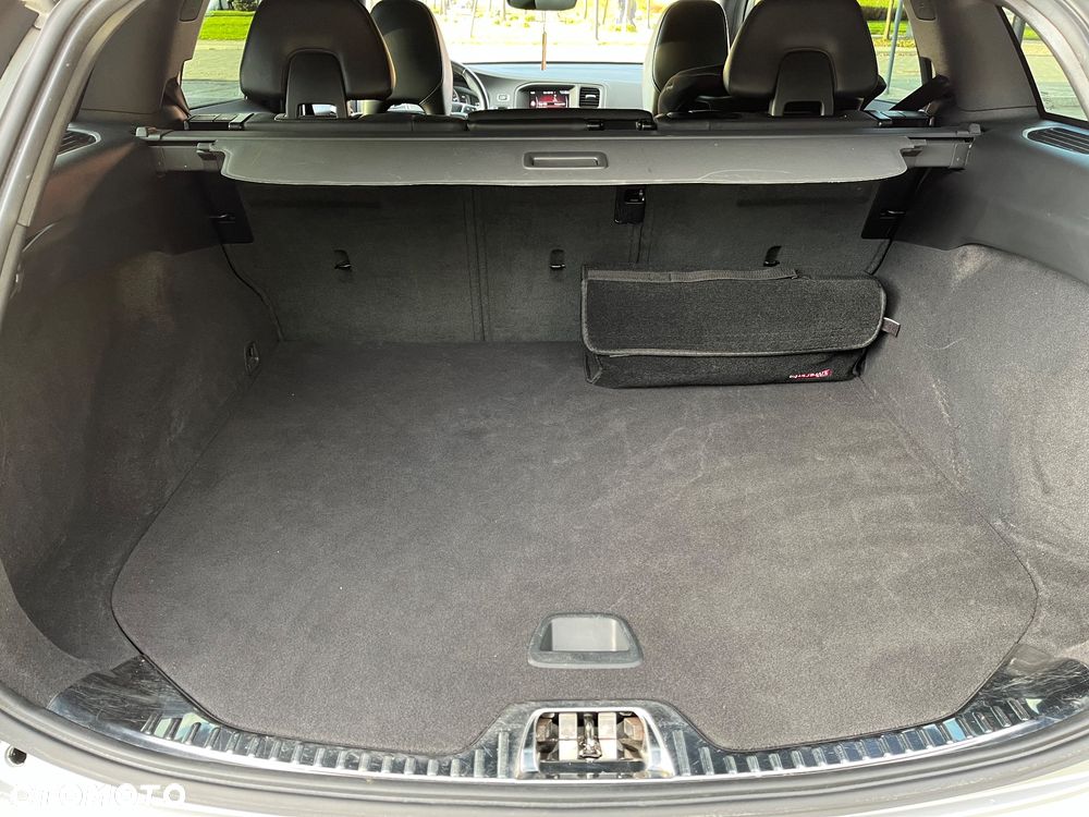 Volvo V60 T5 Drive-E Momentum - 8