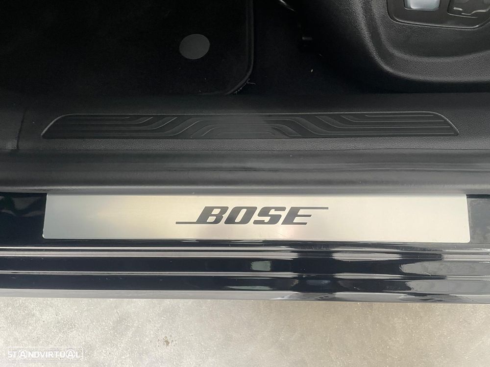 Renault Mégane ENERGY TCe 130 BOSE EDITION - 24