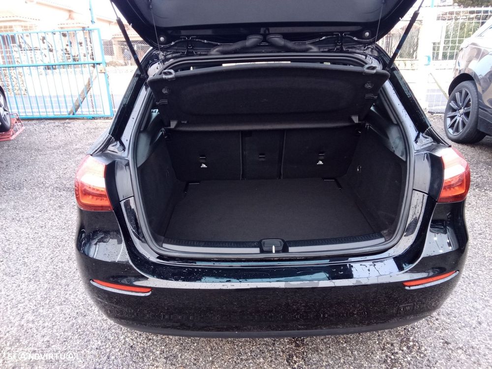 Mercedes-Benz A 180 d Style - 11