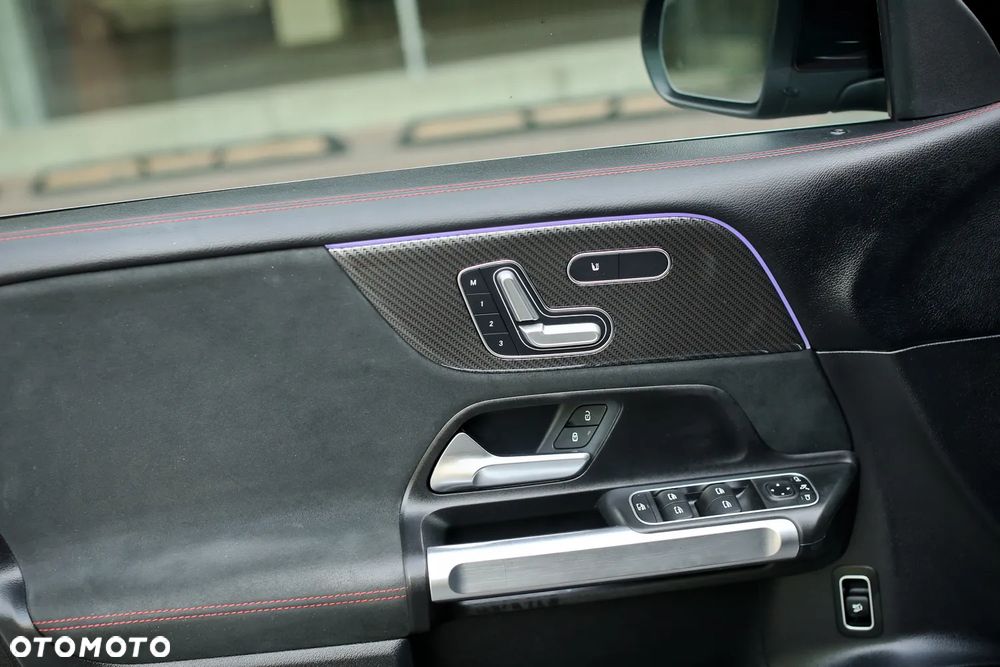 Mercedes-Benz GLB AMG 35 4Matic AMG Speedshift DCT 8G - 10