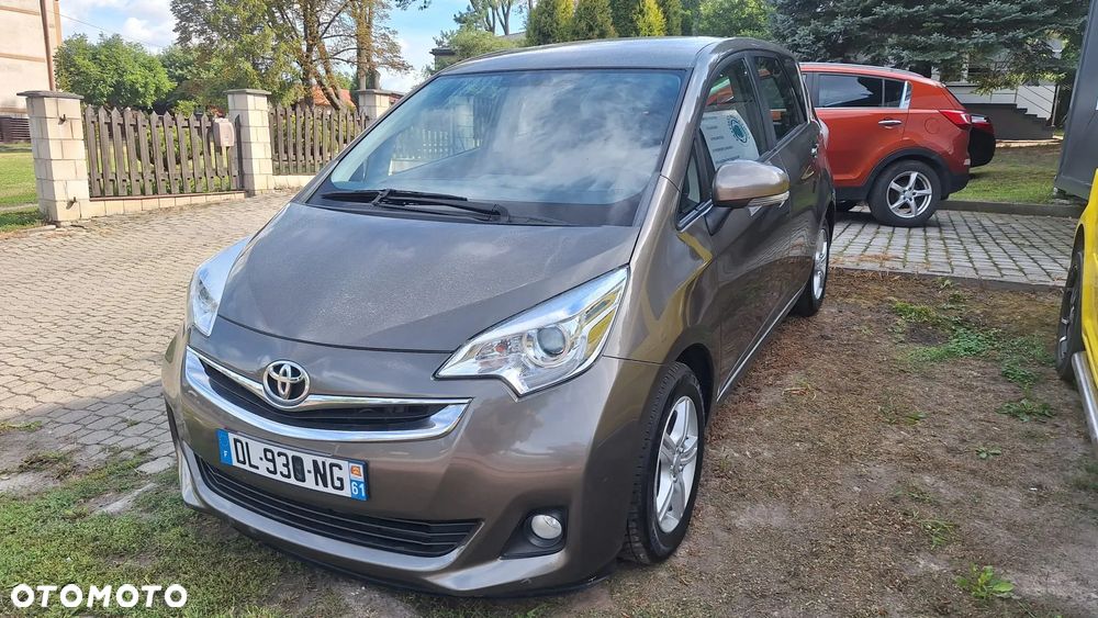 Toyota Verso S - 1