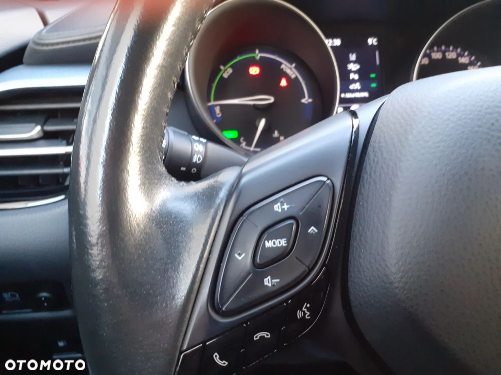 Toyota C-HR - 13