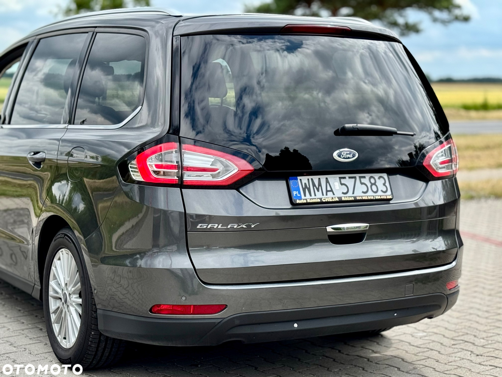 Ford Galaxy 1.5 EcoBoost Titanium - 21