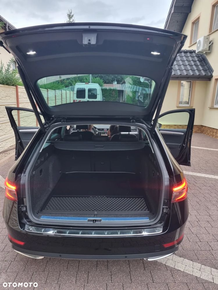 Skoda Superb 2.0 TDI SCR 4x4 L&K DSG - 13