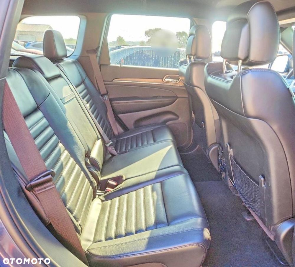 Jeep Grand Cherokee - 9