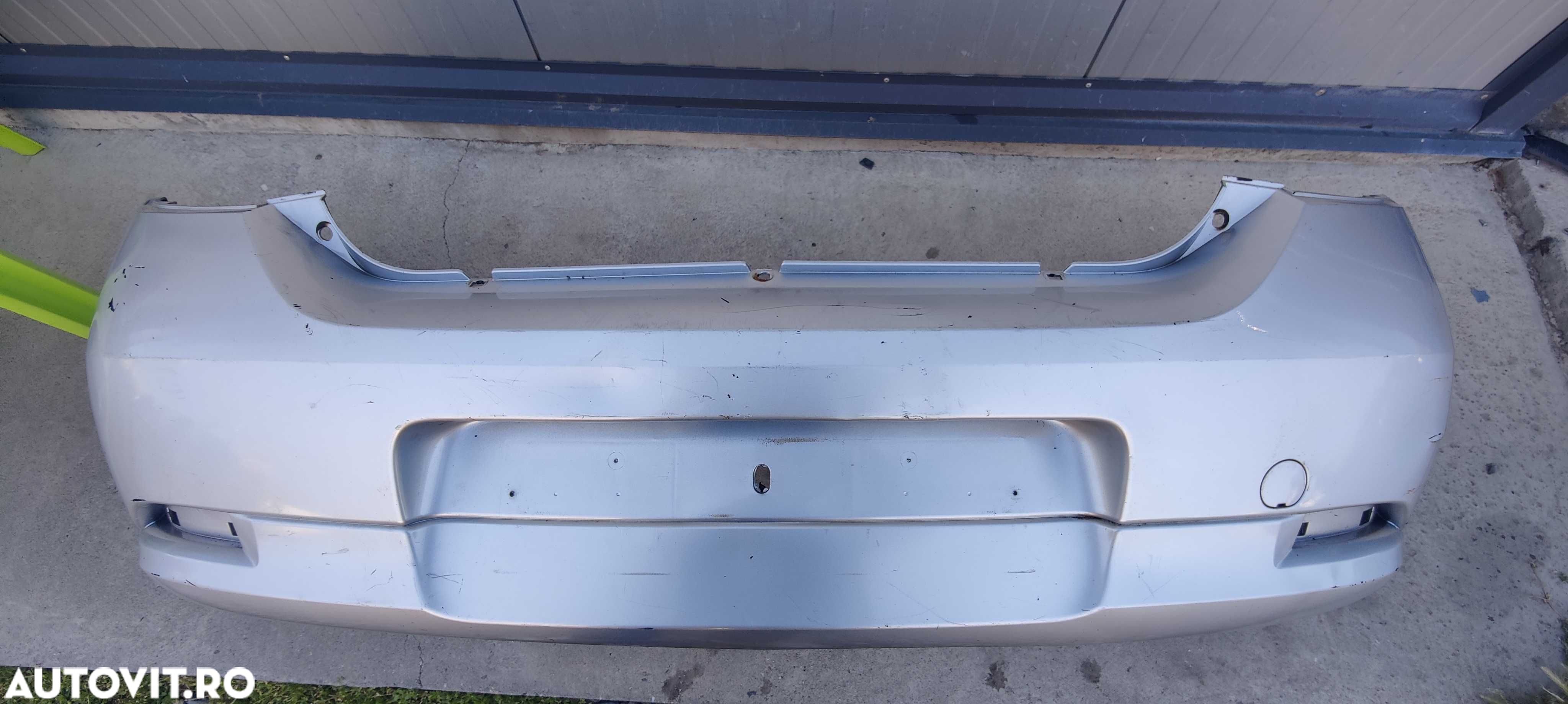 bara spate dacia logan 2013 - 1