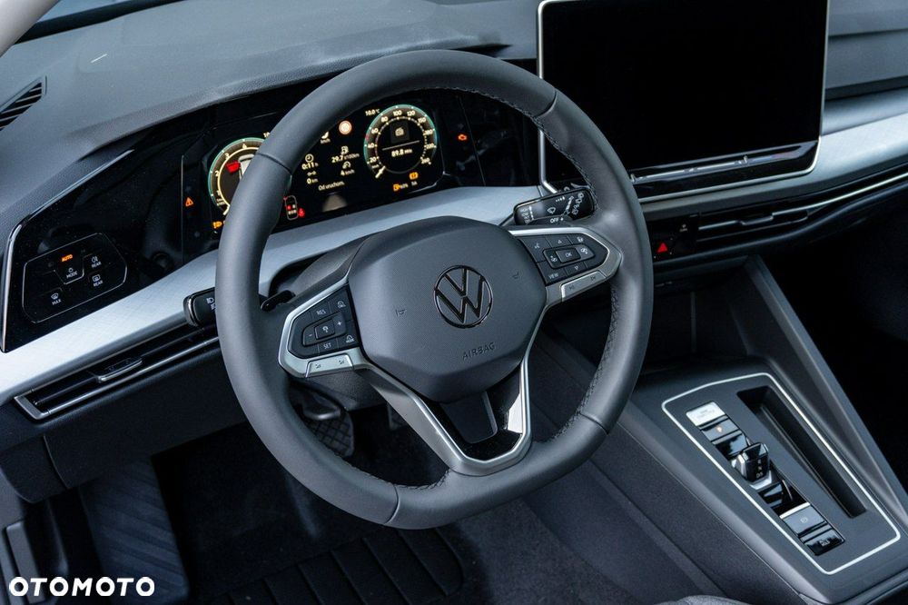 Volkswagen Golf - 18