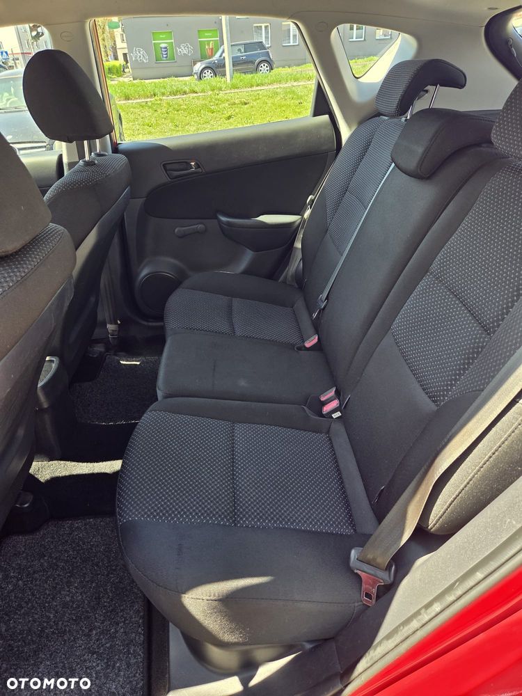 Hyundai i30 1.4 Comfort - 10