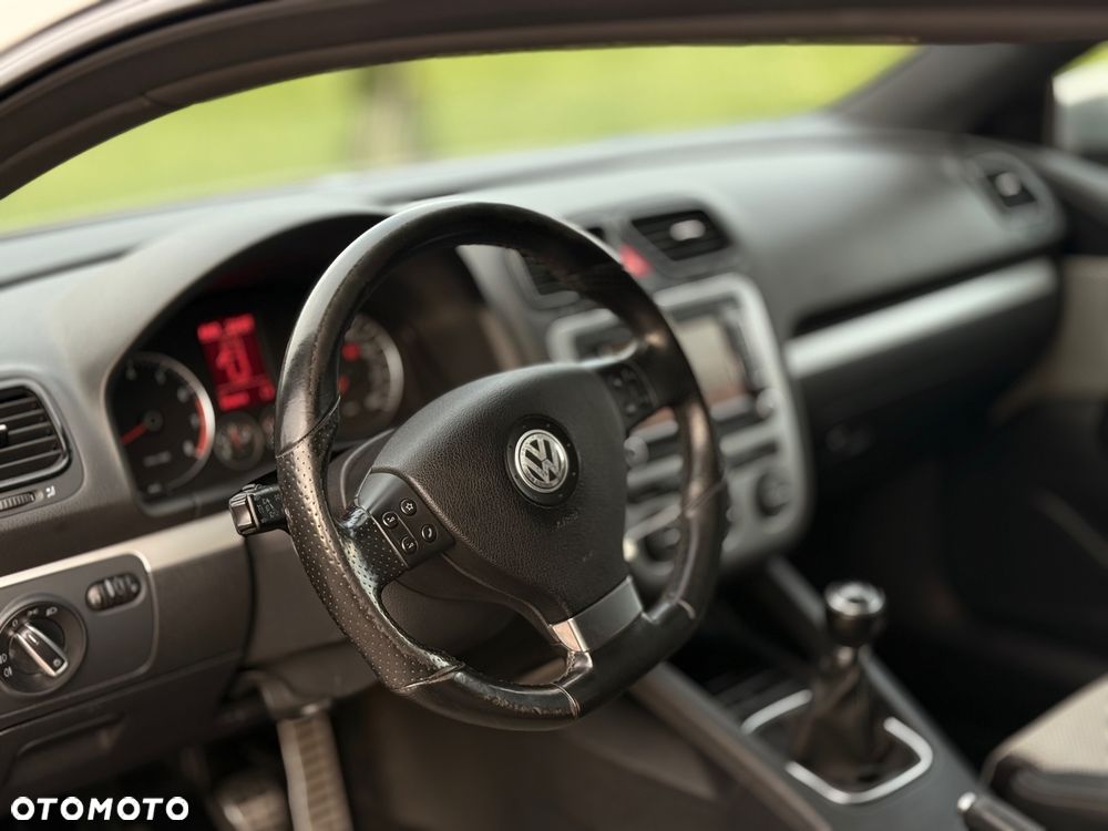 Volkswagen Scirocco 2.0 TSI - 13