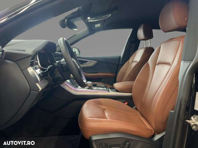 Audi Q8 - 8
