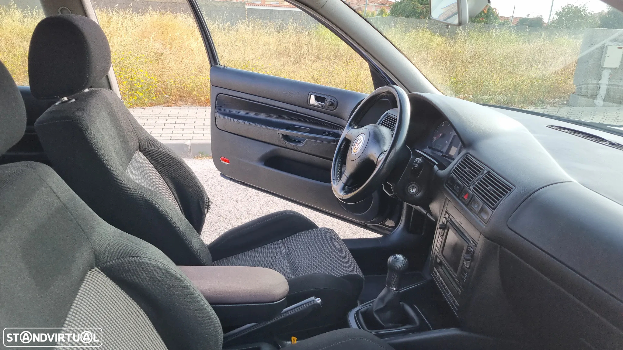 VW Golf 1.9 TDi Highline - 19