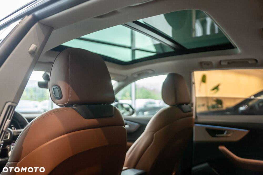 Audi Q8 - 24