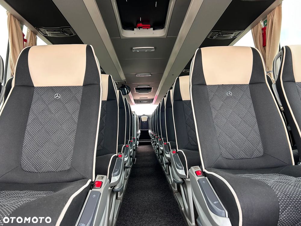 Mercedes-Benz Tourismo - 22