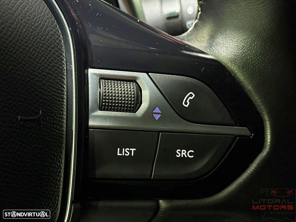 Peugeot 5008 1.2 PureTech Allure Pack EAT8 - 25