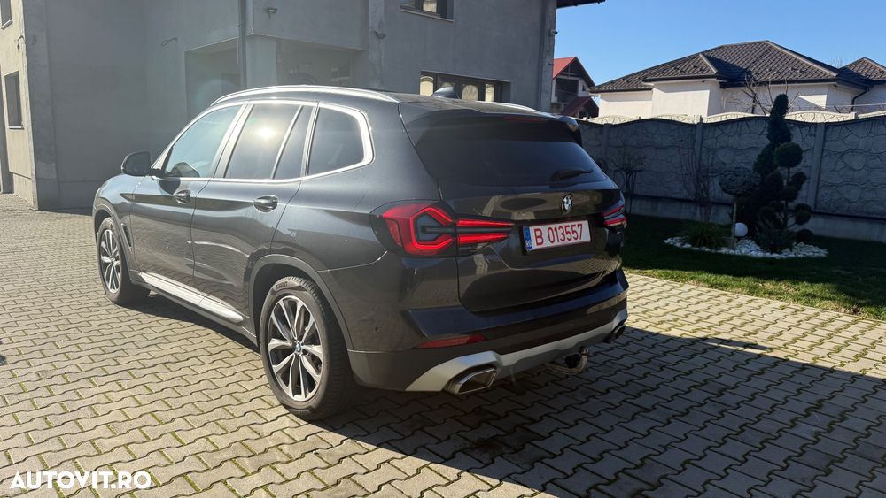 BMW X3 xDrive20d Aut. Advantage - 3