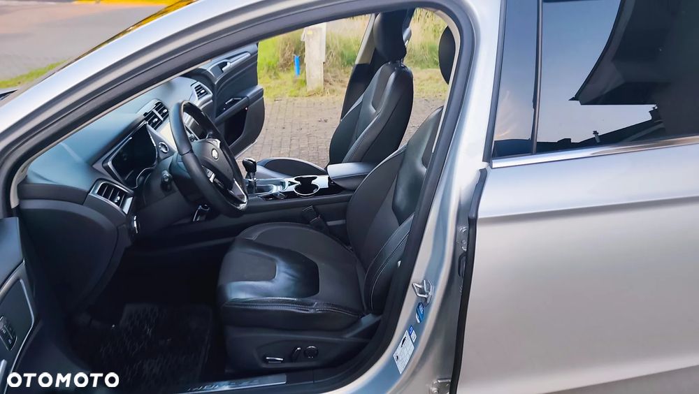 Ford Mondeo 2.0 TDCi Platinium X Plus (Titanium) - 21
