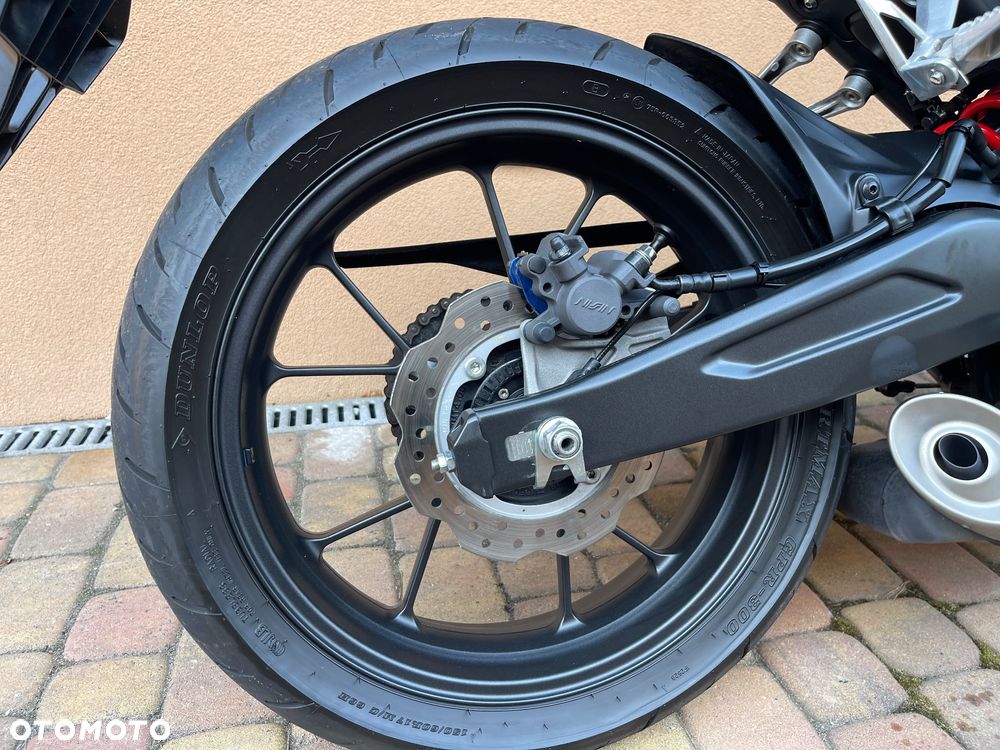 Honda CB - 15