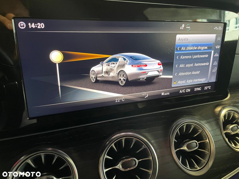 Mercedes-Benz Klasa E 220 d 4-Matic 9G-TRONIC - 37